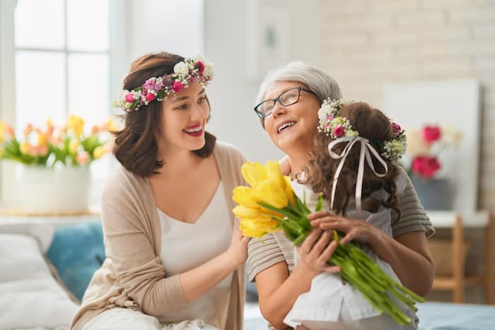 Anneye Alınabilecek Çiçekler